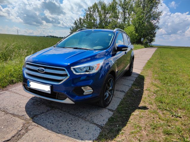 Ford Kuga 2,0 TDCi 4x4 110kW Titanium Titanium