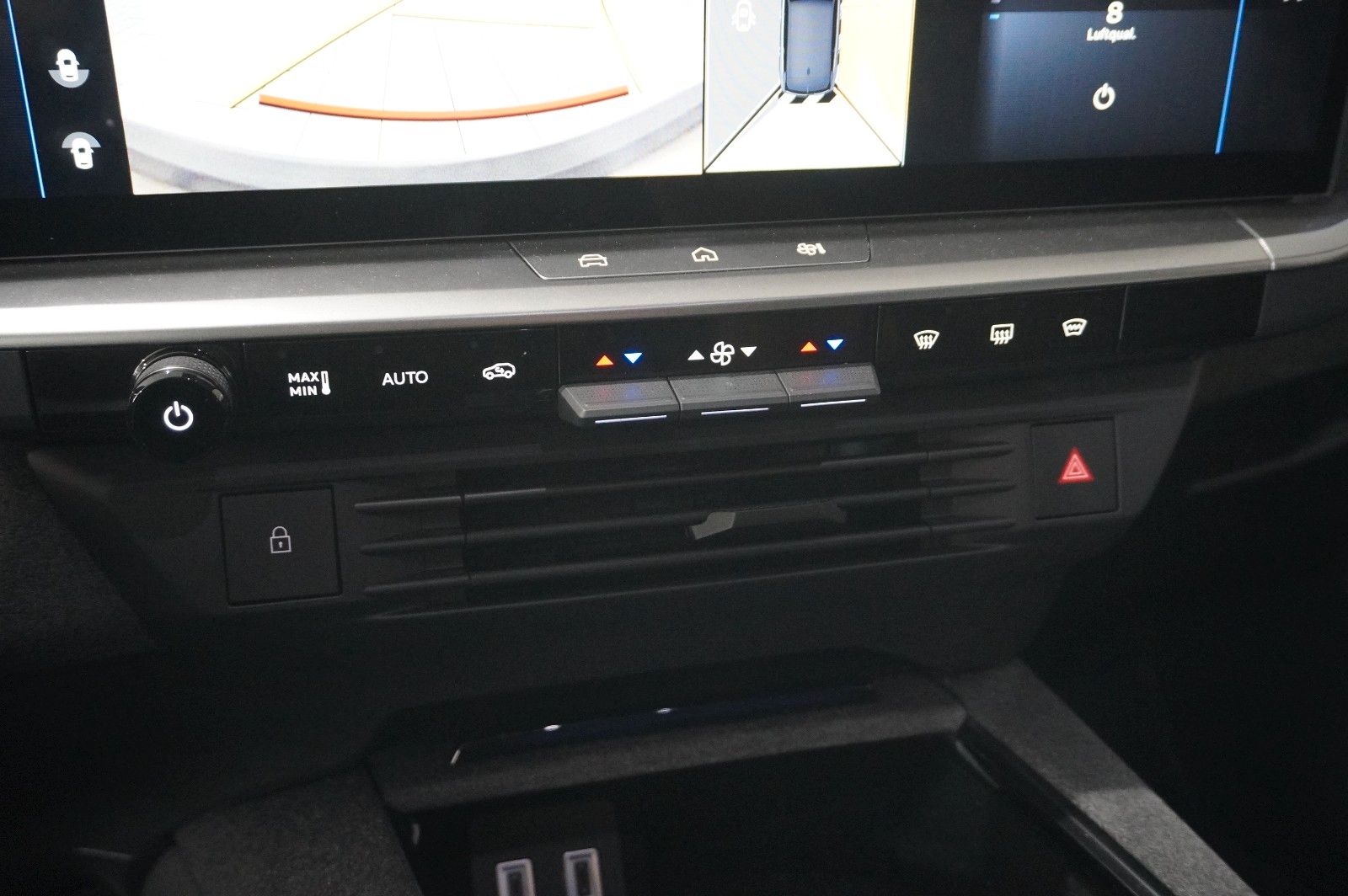 Fahrzeugabbildung Opel Grandland ELECTRIC GS SPORT 73KWH NAVI/360° /HUD