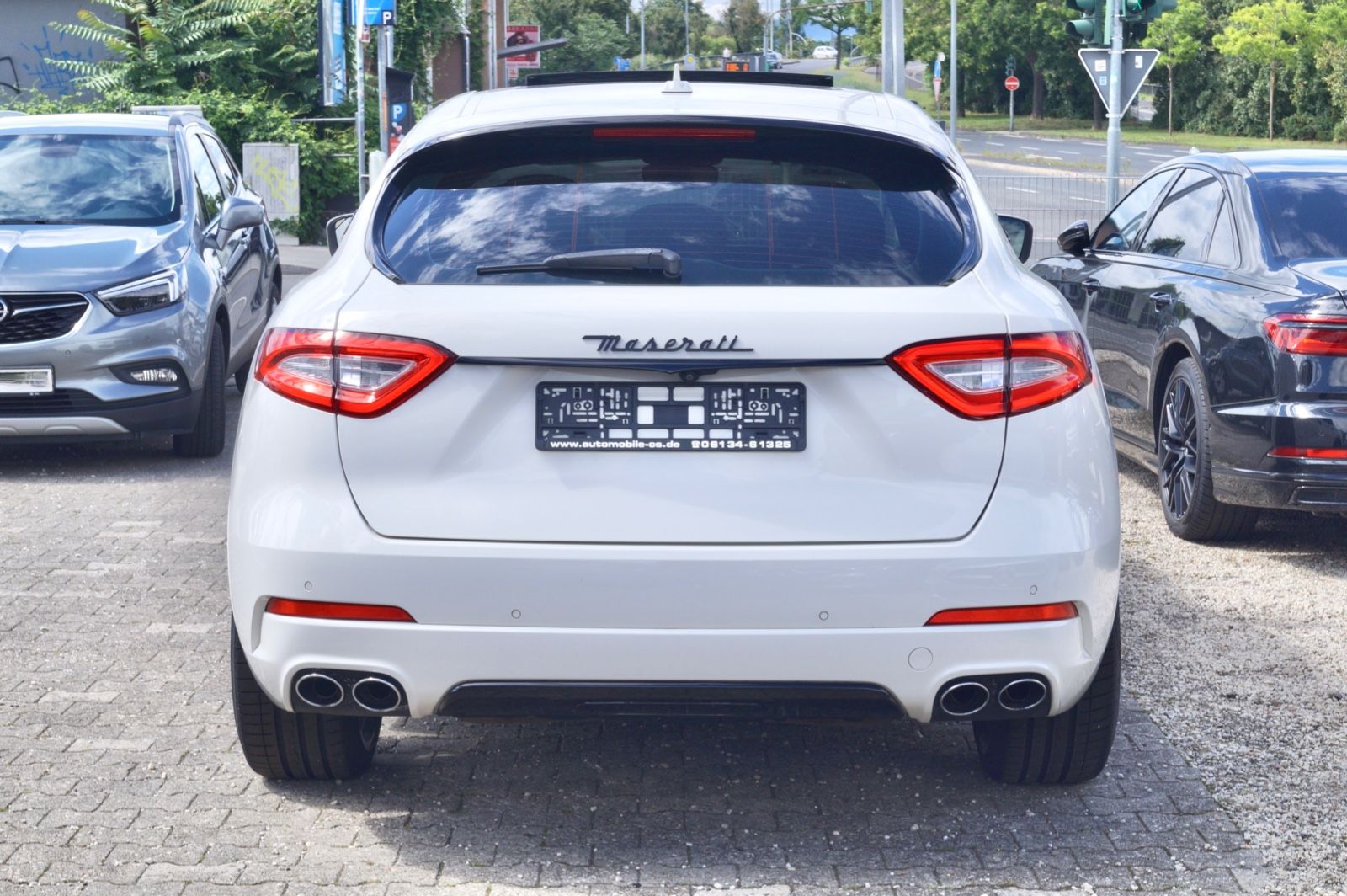 Fahrzeugabbildung Maserati LEVANTE GRAN LUSSO S Q4*MOD.2018+PANO+22`LM*