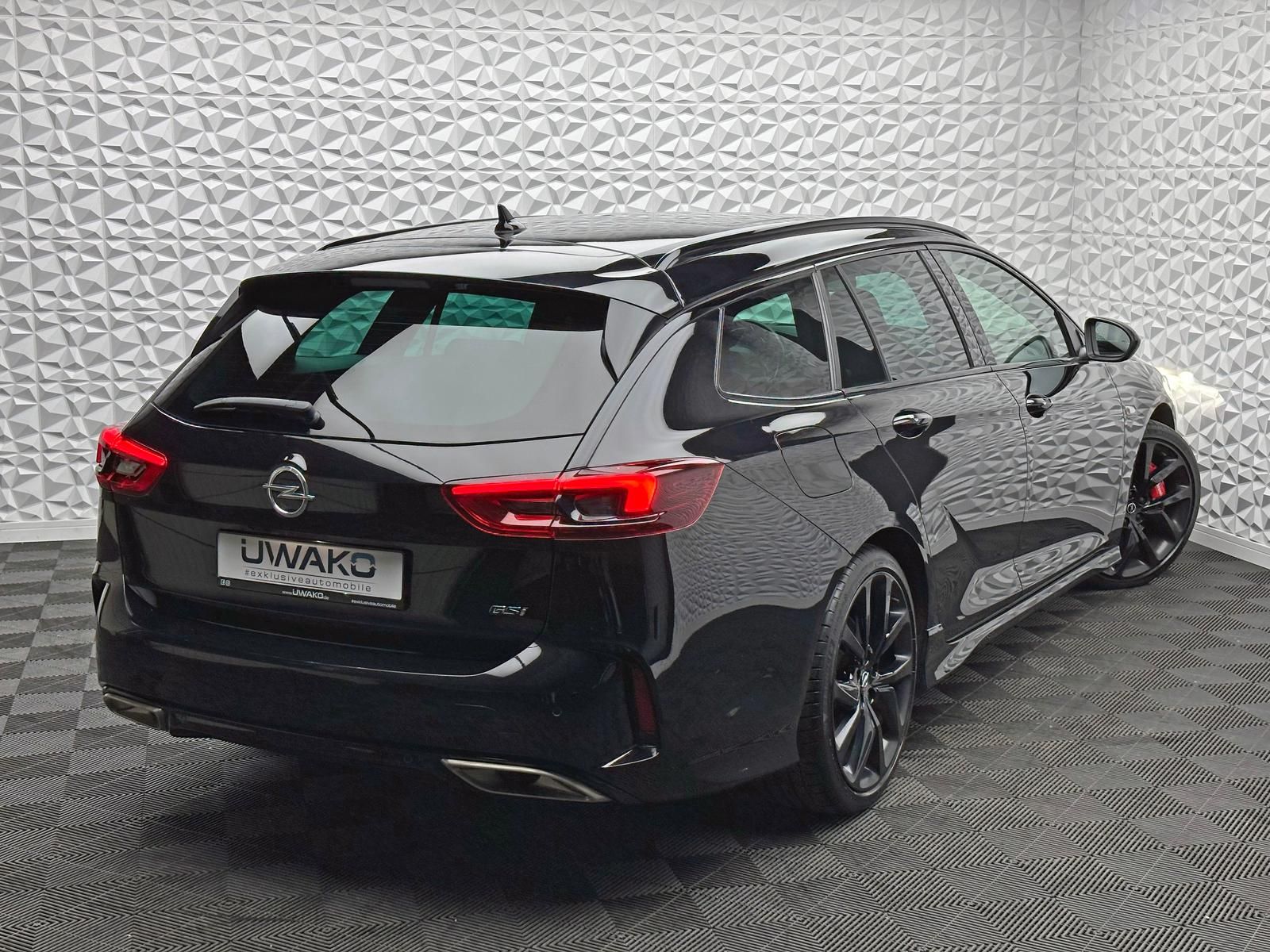 Fahrzeugabbildung Opel INSIGNIA 2.0 GSI 4x4 OPC/BOSE/PANO/AHK/RCAM/HUD