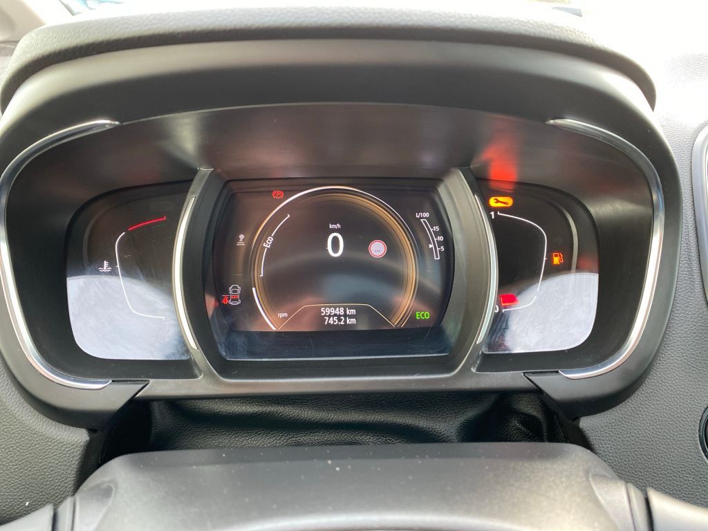 Fahrzeugabbildung Renault Grand Scenic Benzin 140 GPF LIMITED *SHZ*Keyless