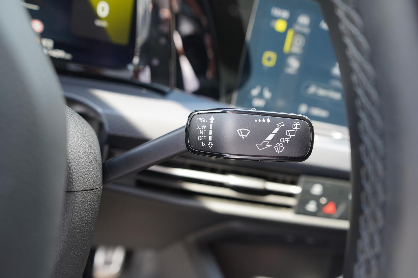 Volkswagen Golf VIII 1.5 16V TSI United Navi LED Keyless-Go, миниатюра 19