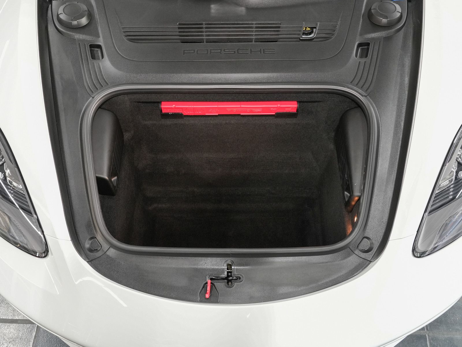 Fahrzeugabbildung Porsche Boxster S 718 PDK - Traumhafte Farbkombination