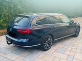 Volkswagen Passat 2.0 TDI SCR 140kW DSG Highline Varian... - VW Passat von privat