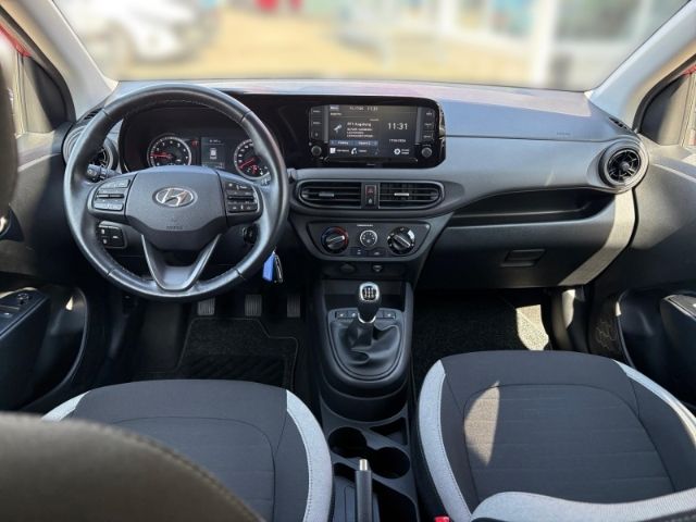Fahrzeugabbildung Hyundai i10 1.0 Edition 30 +KLIMA+CARPLAY+SHZ+RADIO+UVM+