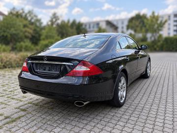 صورة 9 لـ 2004 Mercedes-BENZ CLS