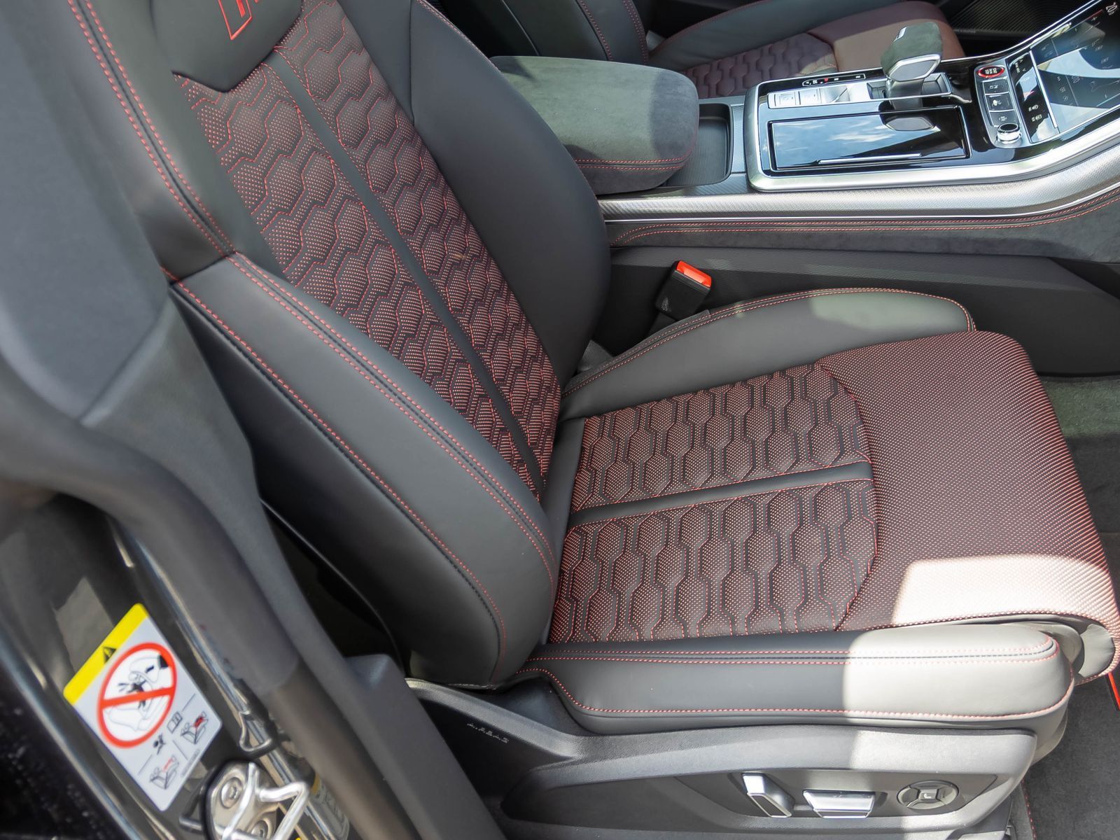 Audi RSQ8 - Bild 27