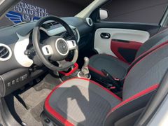 RENAULT Twingo Experience KLIMA,PDC,TEMPOMAT,ESP,BT