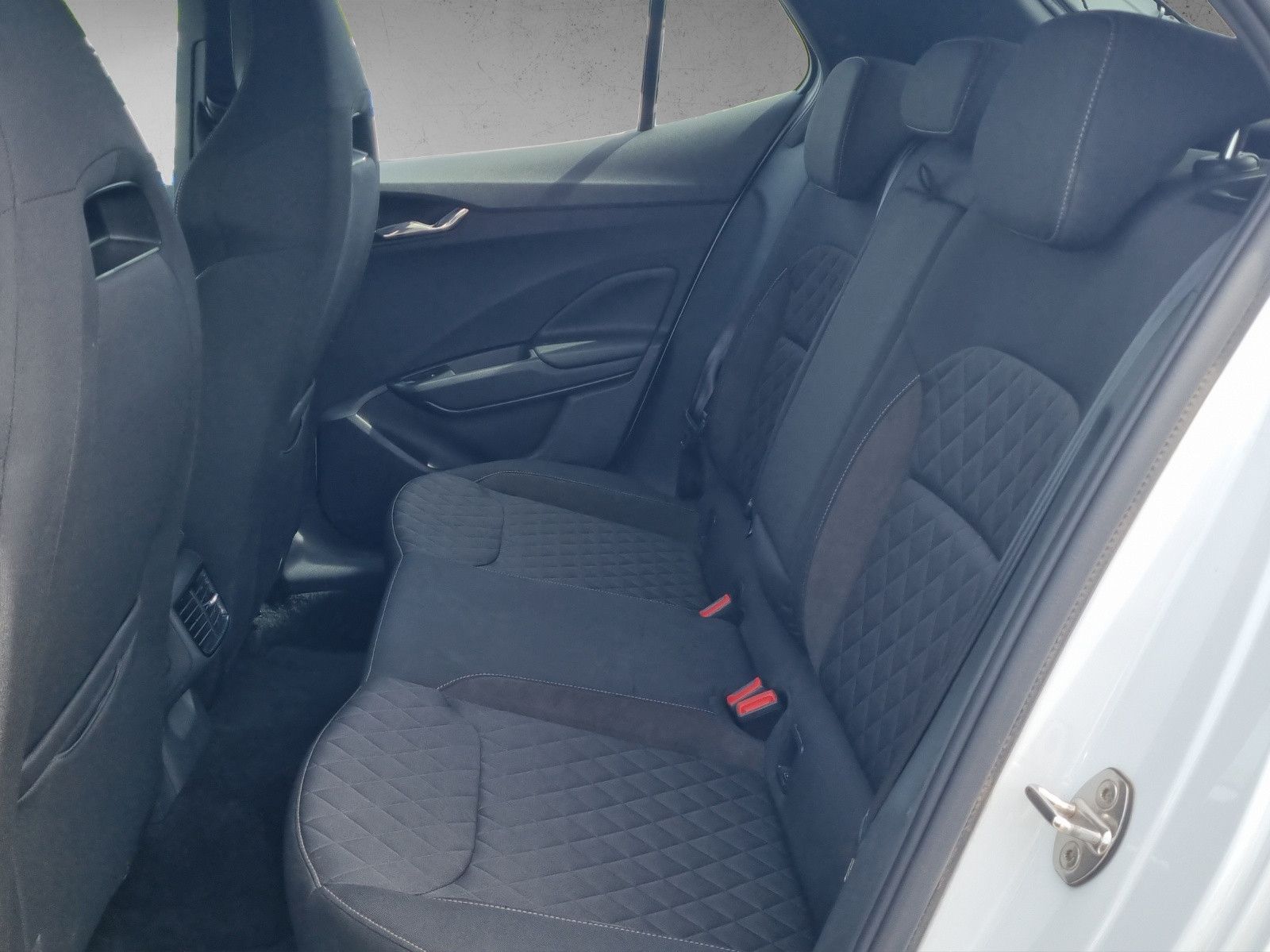 Fahrzeugabbildung SKODA Fabia Style 1,5 TSI DSG Navi ACC PDC