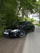 Audi A4 1.8 TFSI 3x S line DTM Edition - Audi A4 aus 2010: Line