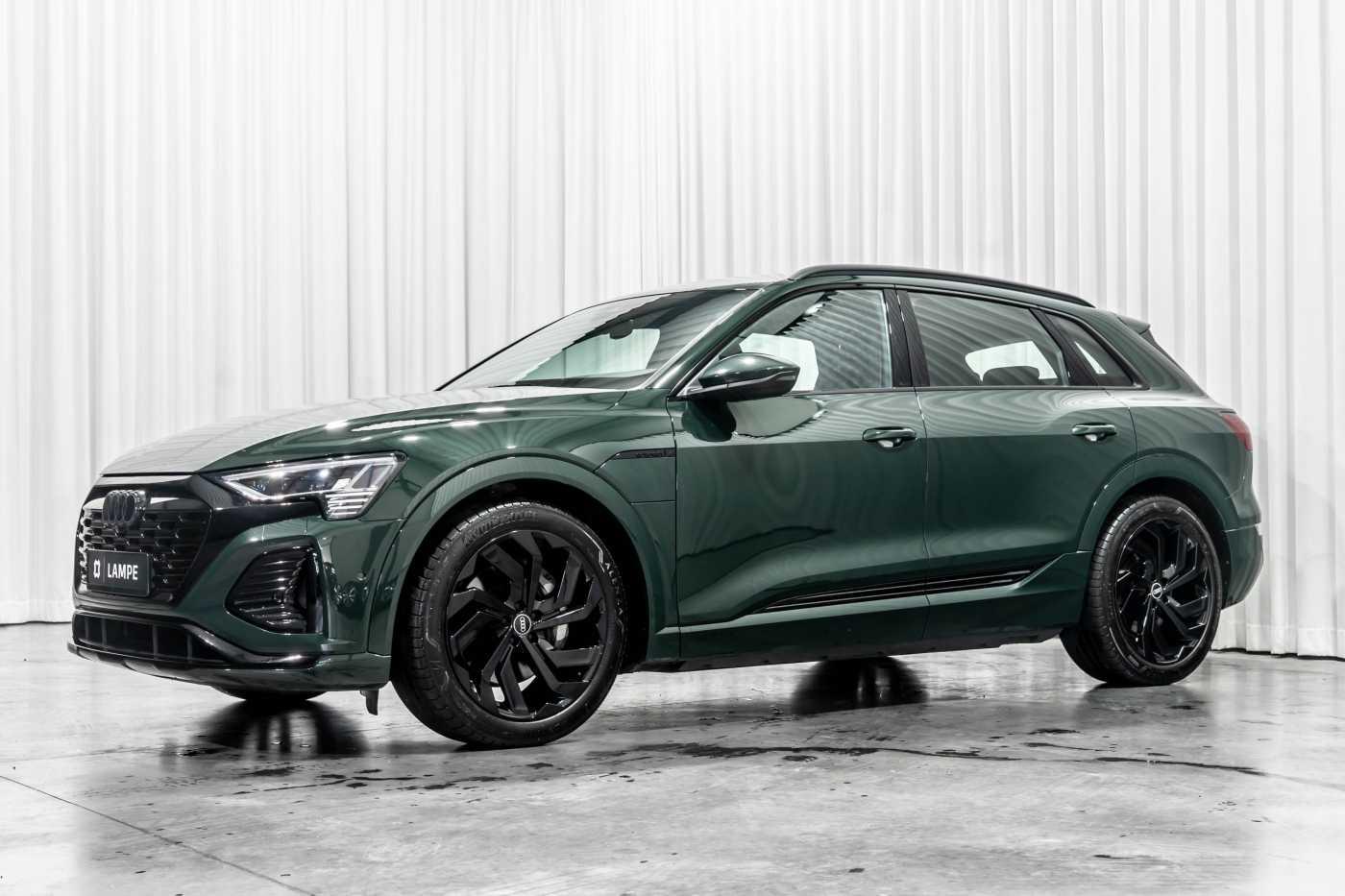 Audi Q8 e-tron 55 Quattro Competition Goodwood Green 