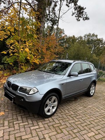 BMW X3 2.5i Automatik