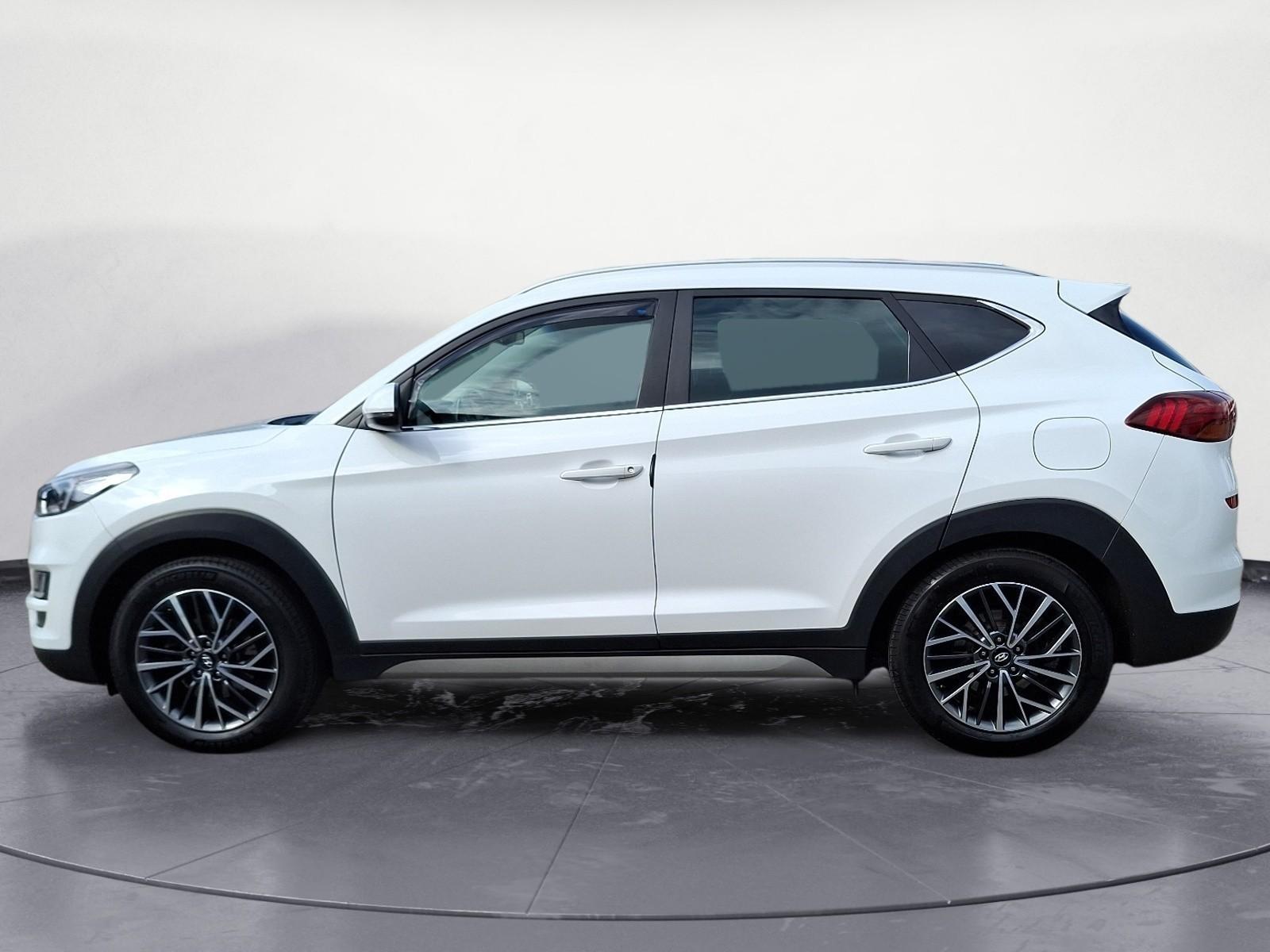 Hyundai Tucson 2.0 CRDi Auto Style 4WD AHK