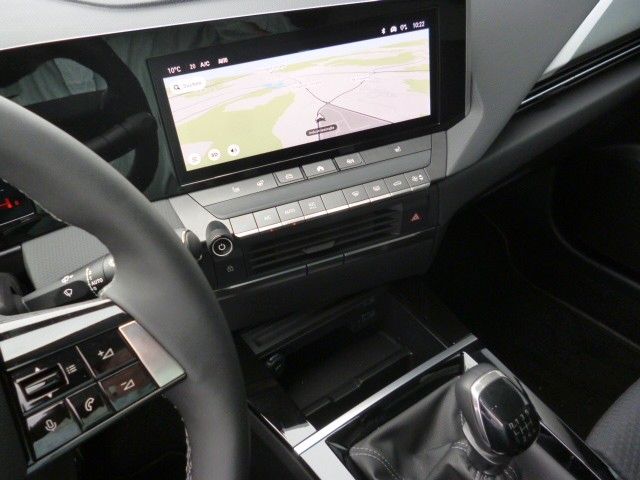 Astra L Sports-Tourer 1,2i Edition, Navi,PP,Sitz