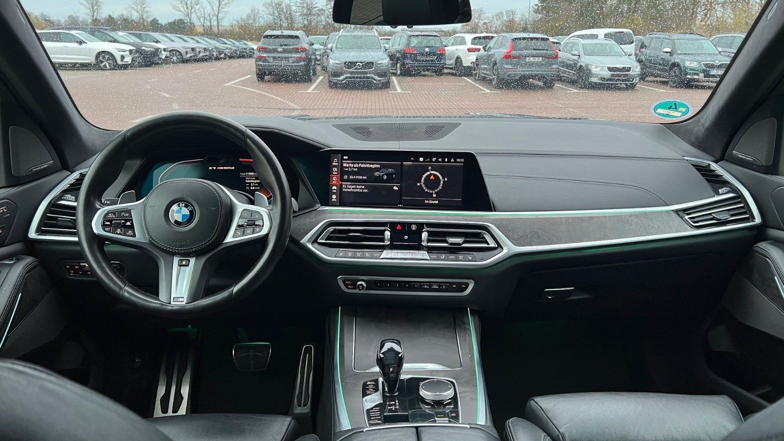 Fahrzeugabbildung BMW X7 M50 d *H/K*360°*PANO*AHK*M-Paket*HUD*Mietkauf