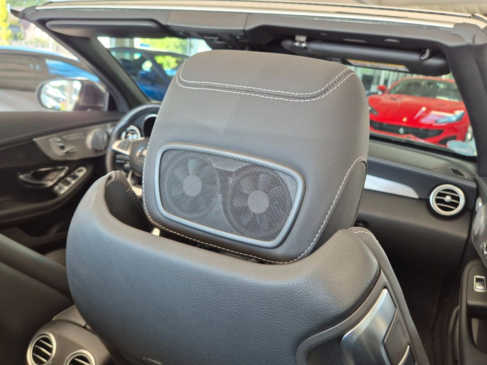 Fahrzeugabbildung Mercedes-Benz C 63 AMG Cabrio/Dt./Burm/Head/Fahrpaket