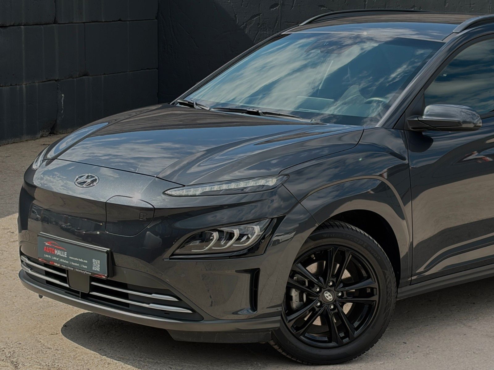 Fahrzeugabbildung Hyundai KONA E Trend NAV LHZ LKA LFA ACC KRELL CarPlay
