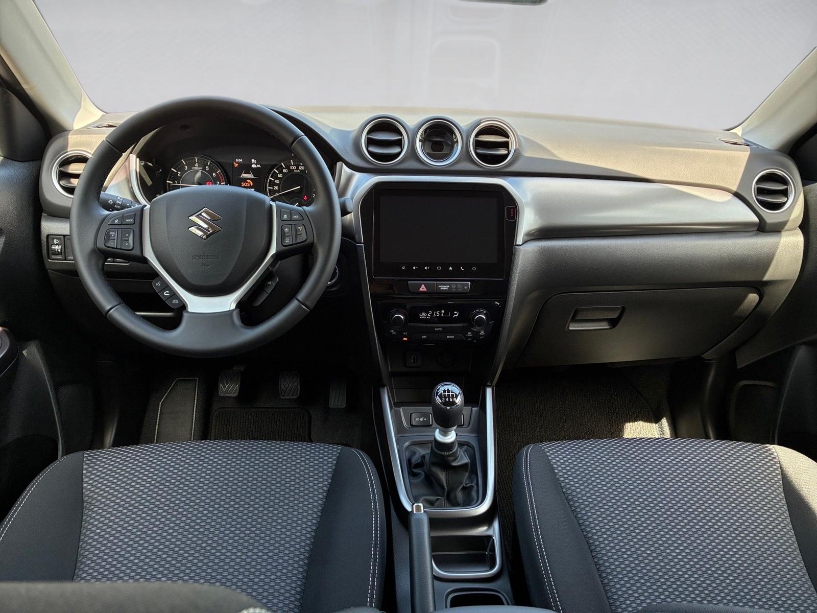 Suzuki Vitara 1.4 4x2 Comfort Kamera,LED,Navi,PDC,SHZ