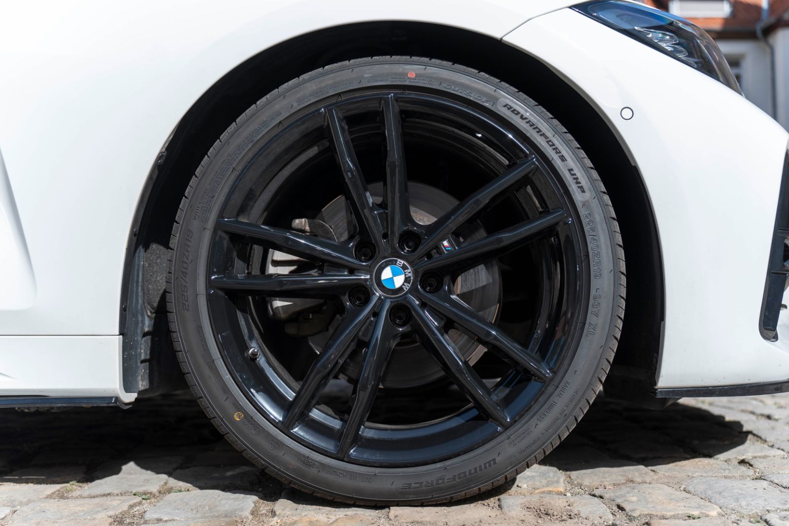 Fahrzeugabbildung BMW 430i Coupé M Sportpaket HUD LED KAM HIFI ACC