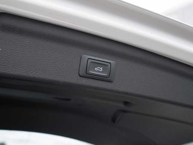 Q3 45 TFSI e RFK+NAVI+STANDKLIMA