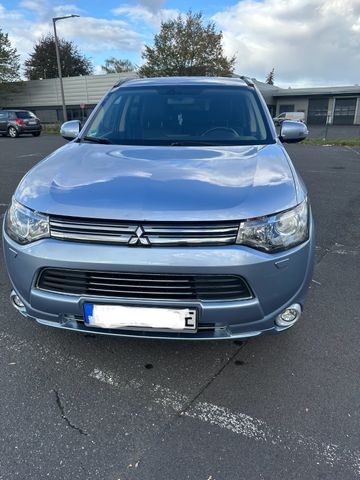 Mitsubishi Outlander 2.0 PHEV Intense Intense