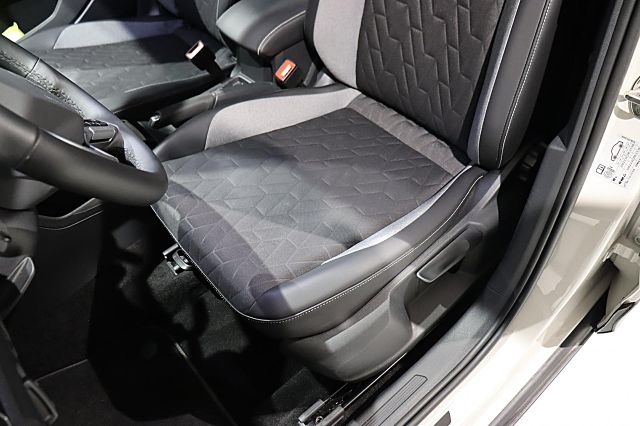 T-Cross GOAL 1.0 TSI ACC LED PDC TEMPOMAT Anschl