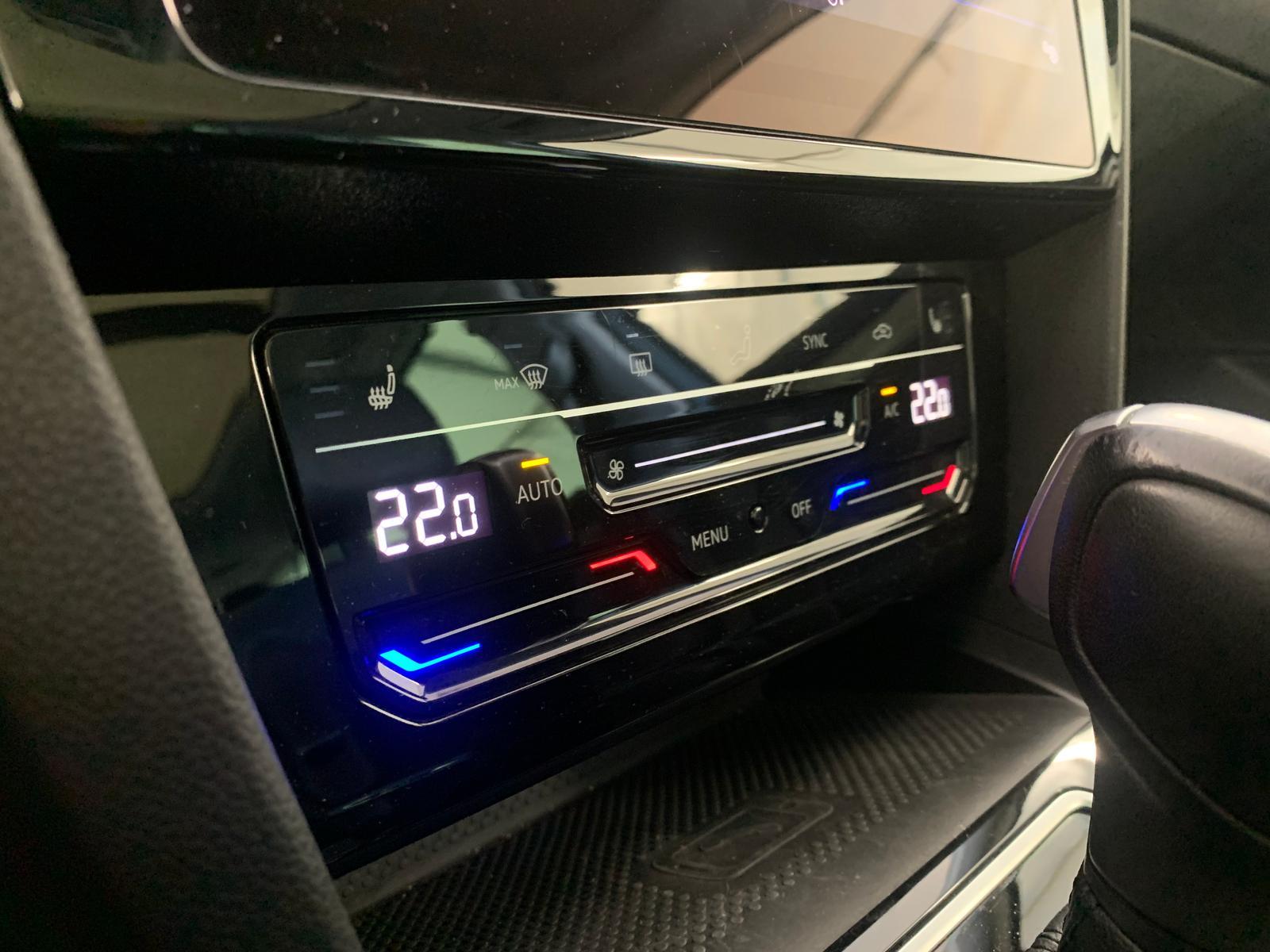 Volkswagen Passat Elegance DigTacho ACC Pano Memory, миниатюра 13