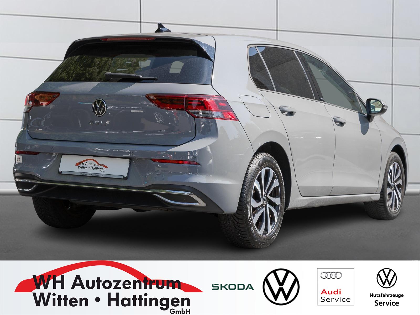 Volkswagen Golf VIII 1.0 TSI ACTIVE NAVI AHK GJ-REIFEN ACC 