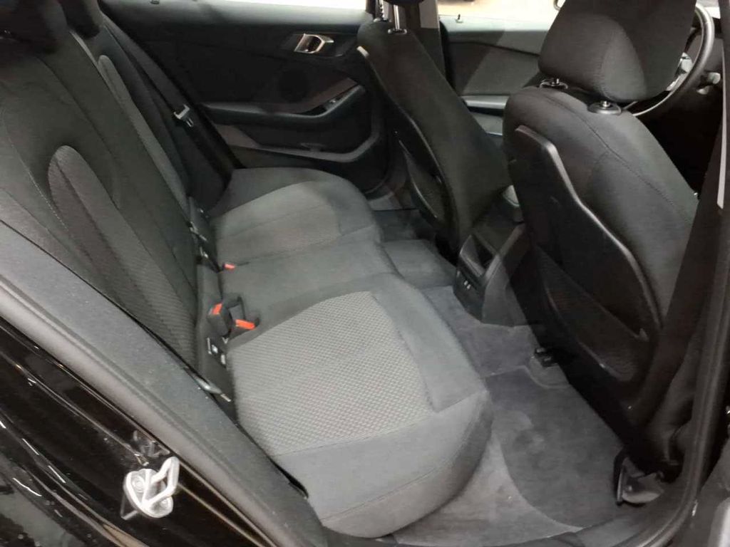 BMW 1 Series 2023