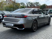 BMW 750 - Vorschau Bild 2