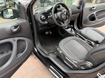 Smart ForTwo 2018 — фото 16