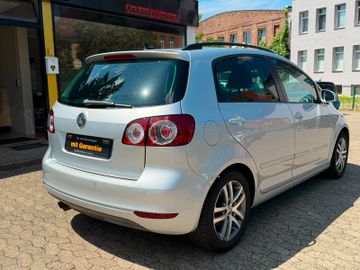 Volkswagen Golf - 5