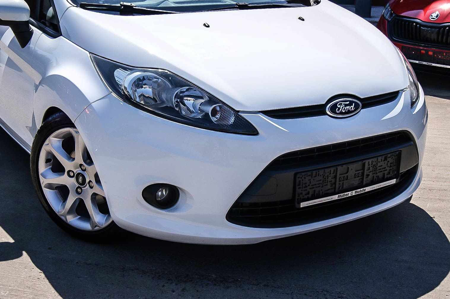 Fahrzeugabbildung Ford Fiesta 1.25 60kW VIVA KLIMA SITZHZG SPORT-FW ALU
