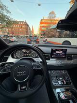 Audi S8 4.0 TFSI plus tiptronic quattro - wie NEU - Audi S8 von privat