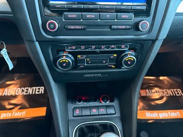 Volkswagen Golf VI Team *PDC*TEMPO*SITZHZ*2-ZONEN*