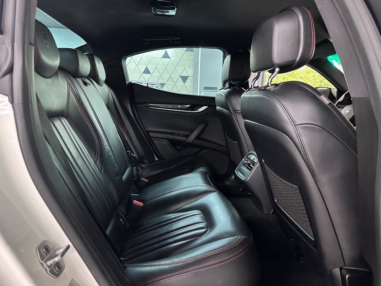 MASERATI GHIBLI 3.0 V6 TWINTURBO | 330 ch | 4X4 | BVA | HAYON ÉLECTRIQUE | VENTILATION DU SIÈGE