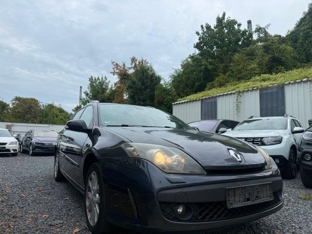 Renault Laguna 2010 — photo 13