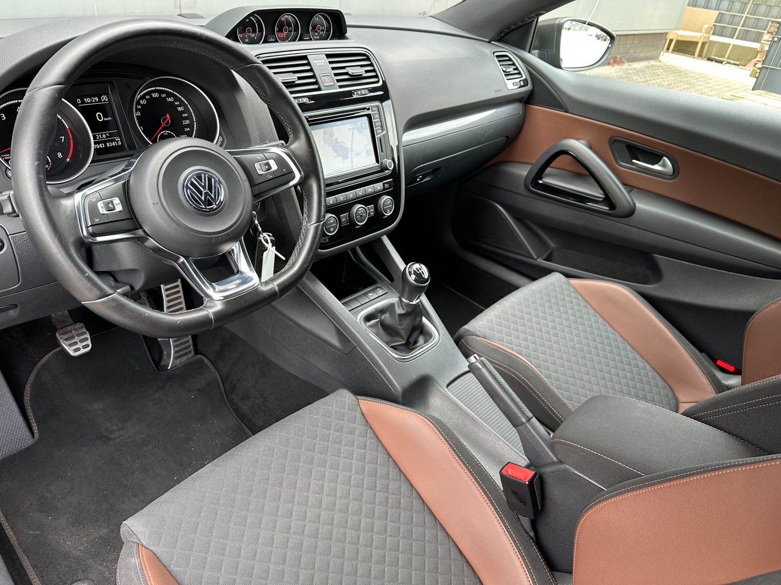 Fahrzeugabbildung Volkswagen Scirocco 1.4 TSI Allstar NAV+SHZ+KAMERA+BLUETOOT
