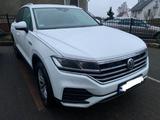 Volkswagen Touareg 3.0 V6 TDI (CR) 170kW  Luft Leder AHK - Volkswagen Touareg in Düsseldorf