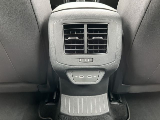 Volkswagen T-Roc - Bild 16