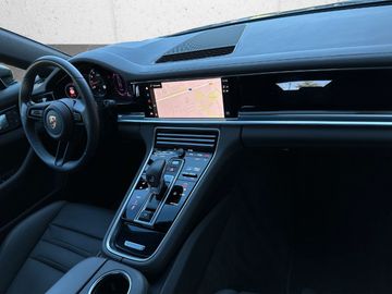 Porsche Panamera - 10
