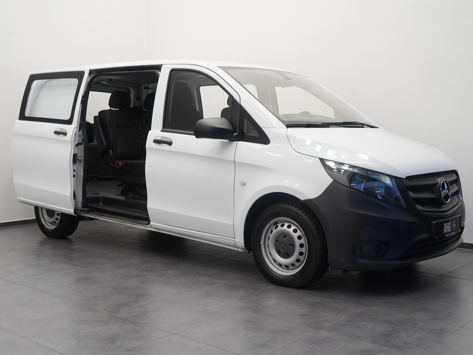 Fahrzeugabbildung Mercedes-Benz Vito Mixto 110 CDI kompakt LKW 5-SITZER