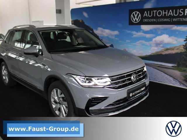 Volkswagen Tiguan Elegance DSG 4M Standhzg. Navi LED Matrix