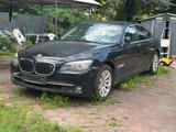 BMW 750i f01 V8 BI Turbo (Lesen!) - BMW: Bi Turbo