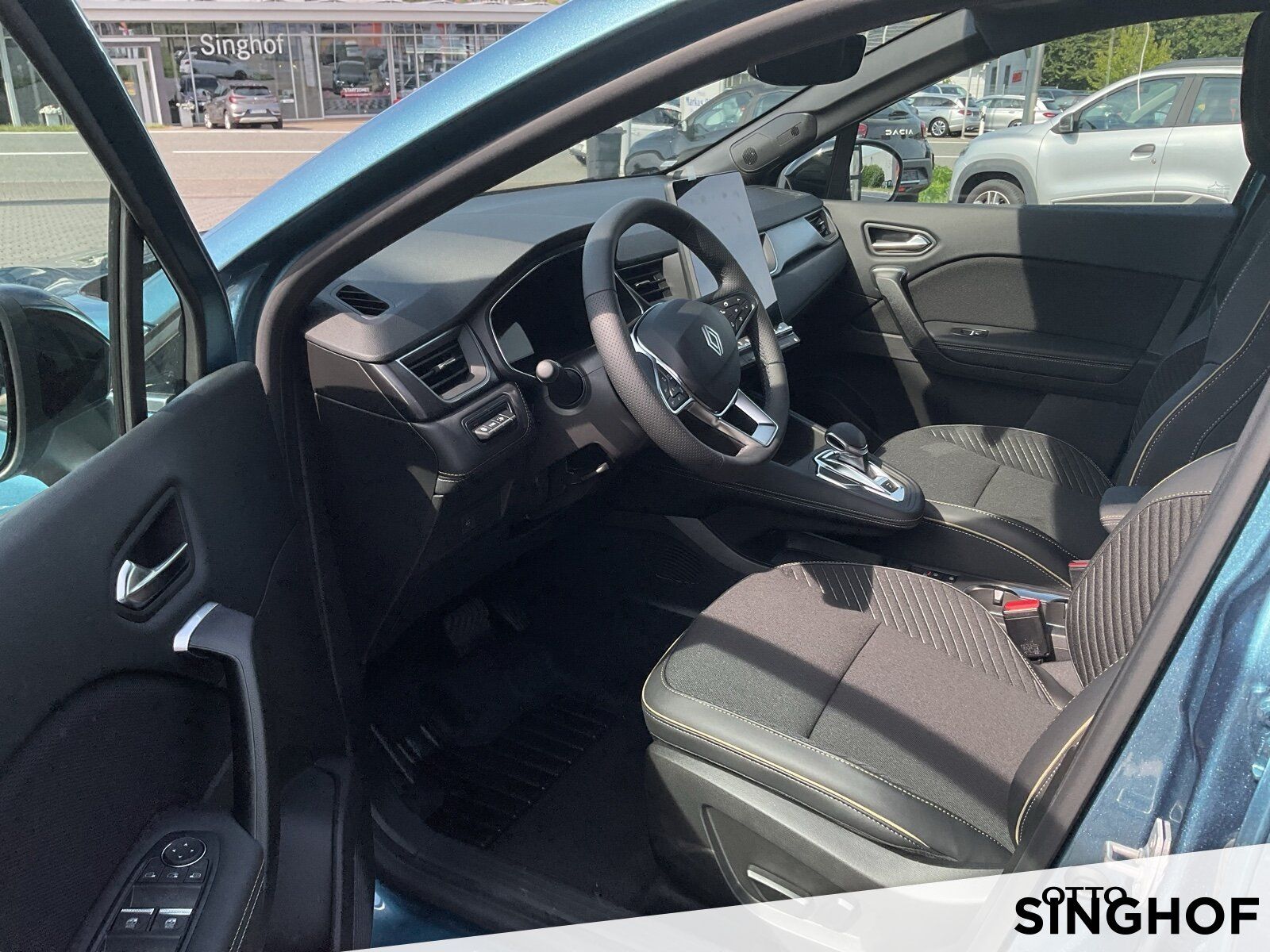 Fahrzeugabbildung Renault Symbioz Iconic E-Tech Full Hybrid 145