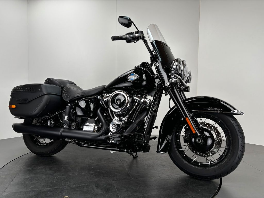 Fahrzeugabbildung Harley-Davidson SOFTAIL HERITAGE CLASSIC *KAUM KILOMETER