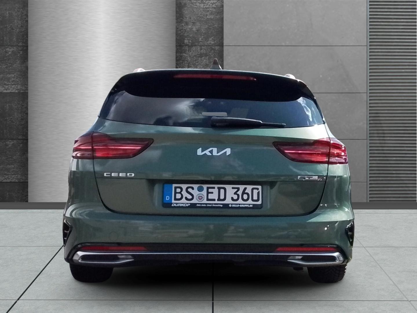 Kia Ceed_sw Sportswagon GT Line 1.5T AT Navi-ACC Dig