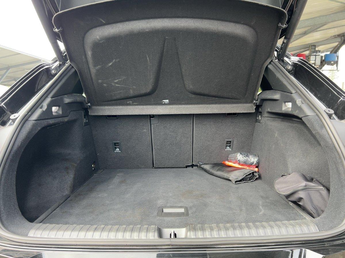 Cupra Terramar 1.5 eTSI DSG MATRIX+AHK+PANO+ACC+ALCAN