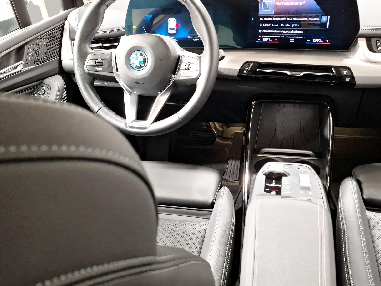 BMW 230e xDrive Active Tourer Driv.Assist.Prof LED