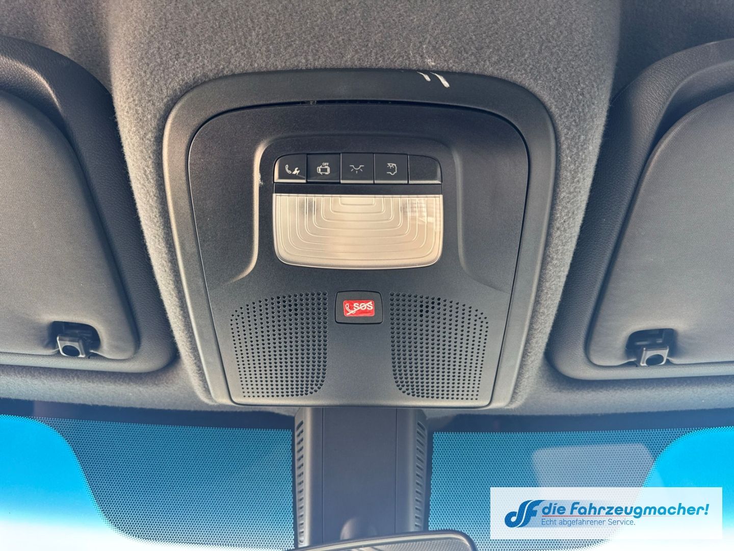 Fahrzeugabbildung Mercedes-Benz Sprinter Pritsche DoKa 316 CDi L3 AHK 3,5t Kamer